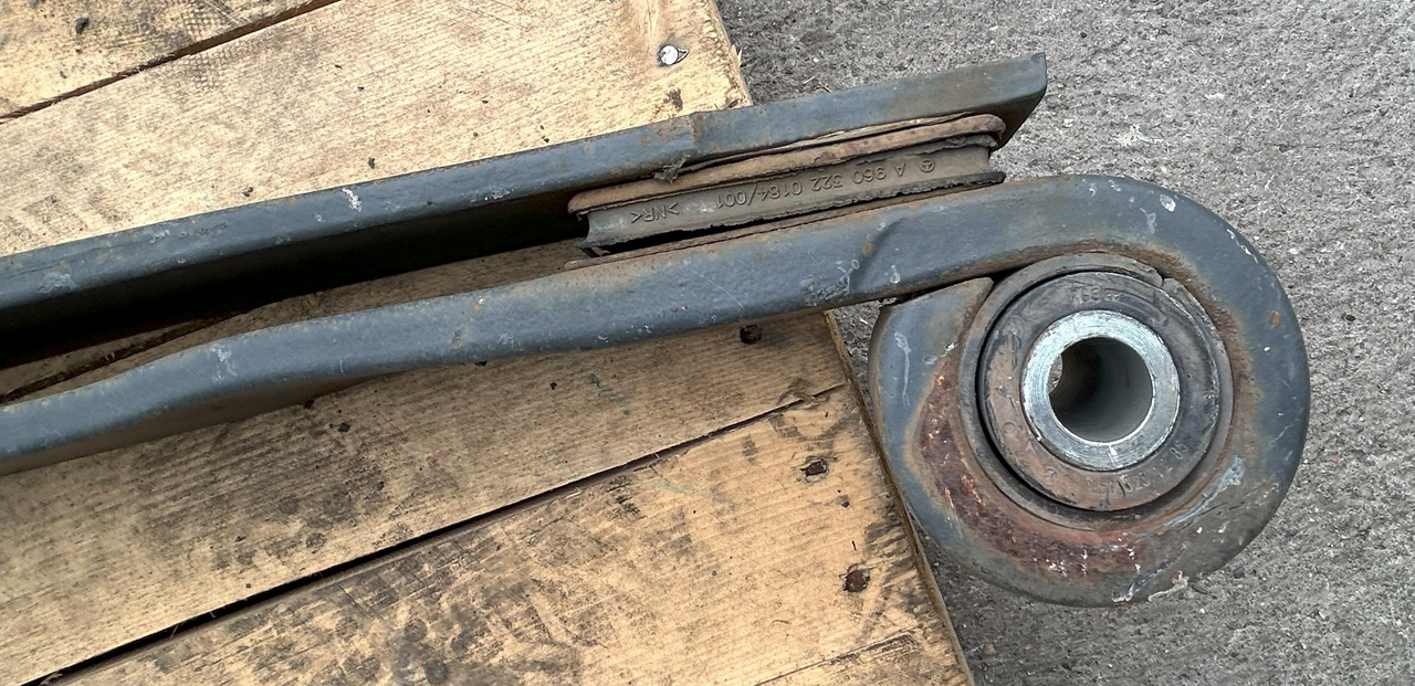 DAF 2-LEAF SPRING DAF XF 106 LIFT - Sospensione a balestra: foto 3 DAF 2-LEAF SPRING DAF XF 106 LIFT - Sospensione a balestra: foto 3