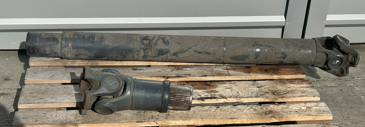DAF CF EURO 6 440 DRIVE SHAFT LENGTH 1640 MM - Albero di trasmissione: foto 1 DAF CF EURO 6 440 DRIVE SHAFT LENGTH 1640 MM - Albero di trasmissione: foto 1