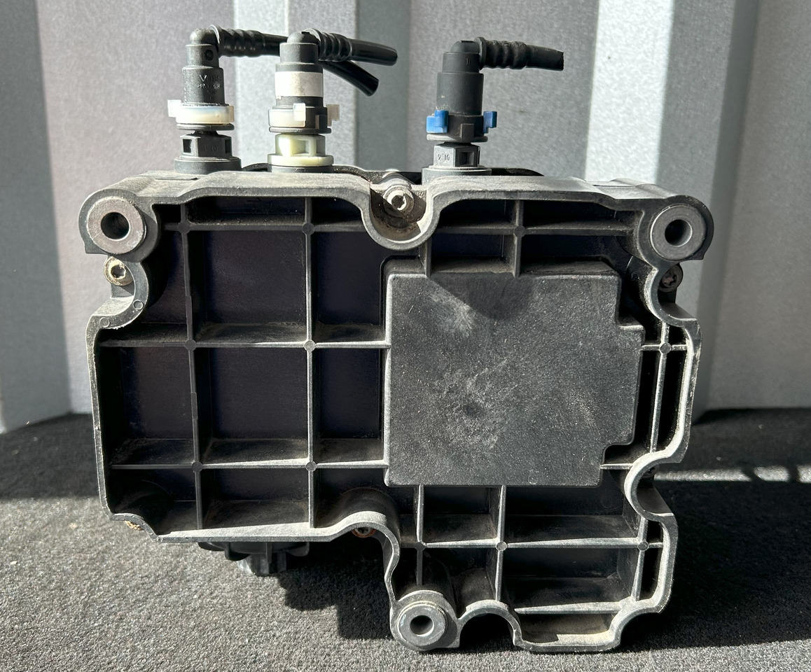 DAF CF EURO 6 DENOXTRONIX 2.2 ADBLUE PUMP - Impianto di scarico per Camion: foto 2 DAF CF EURO 6 DENOXTRONIX 2.2 ADBLUE PUMP - Impianto di scarico per Camion: foto 2