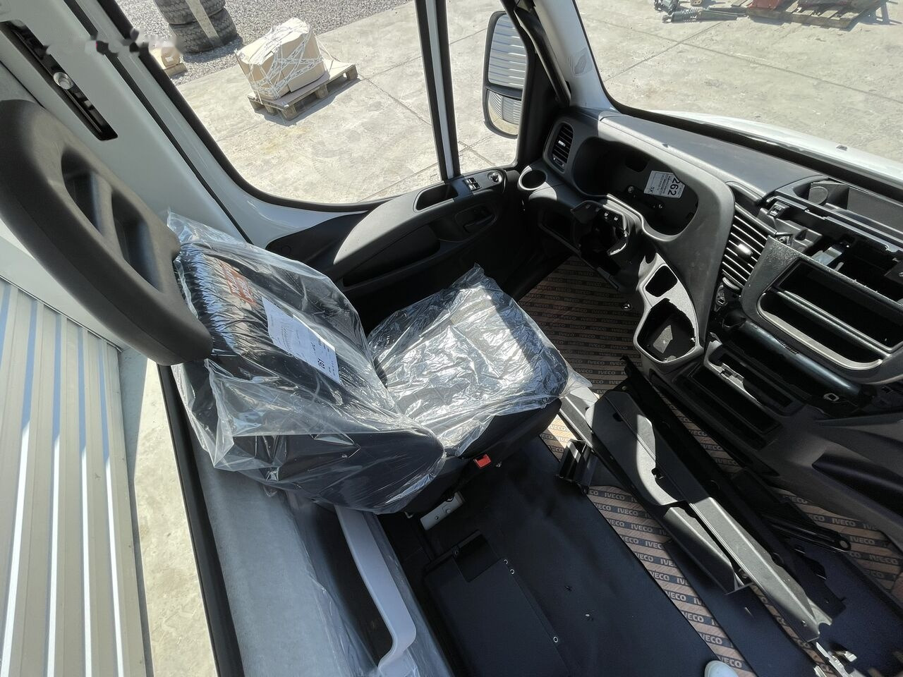 Cabina per Furgone nuovo IVECO DAILY VII 72-210   IVECO DAILY 75-210 light: foto 6