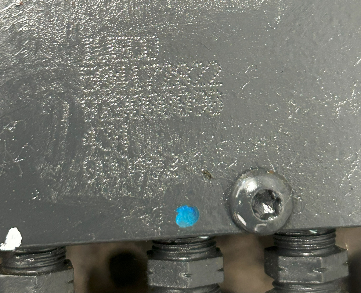 IVECO EUROCARGO 75E MLC CABIN LIFTING KIT - Cilindro idraulico: foto 4 IVECO EUROCARGO 75E MLC CABIN LIFTING KIT - Cilindro idraulico: foto 4