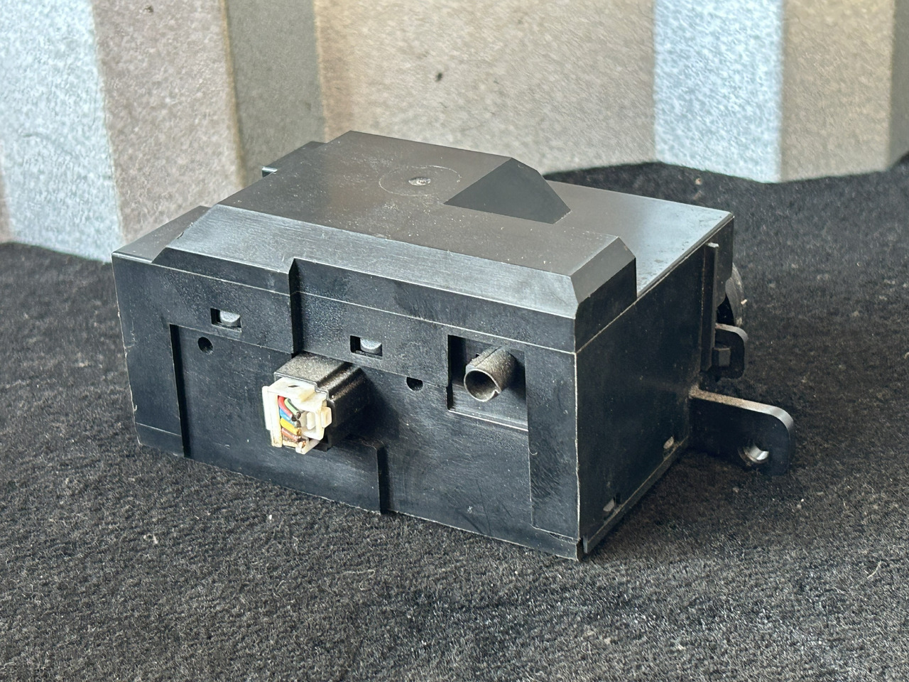 MERCEDES-BENZ ACTROS MP4 START/STOP IGNITION SWITCH - Cruscotto per Camion: foto 4 MERCEDES-BENZ ACTROS MP4 START/STOP IGNITION SWITCH - Cruscotto per Camion: foto 4