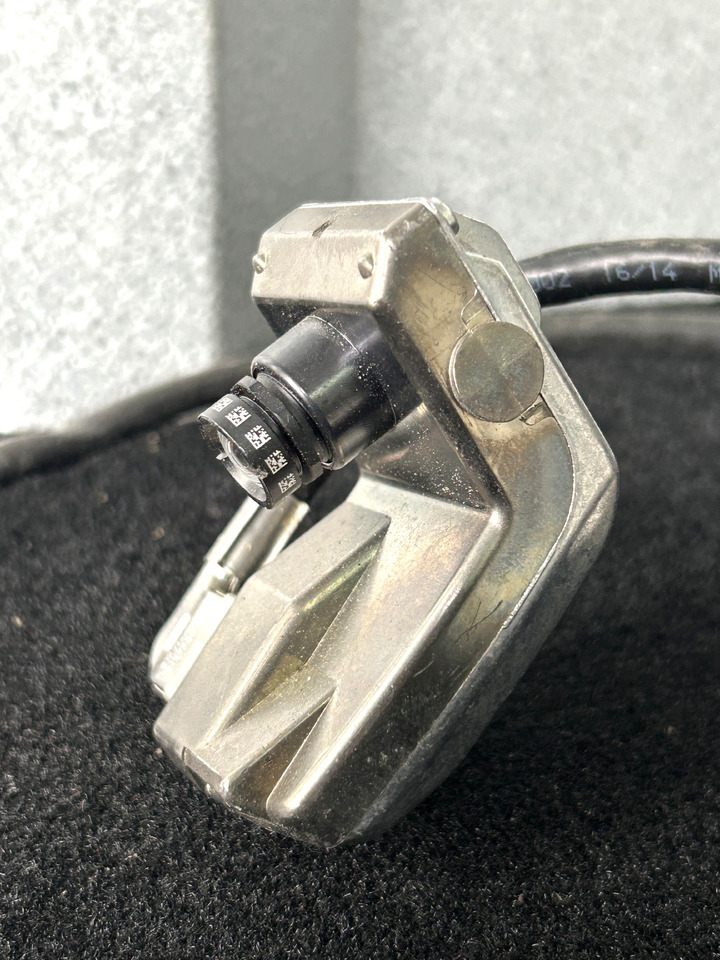 MERCEDES CAMERA RADAR LANE ASSISTANT + CABLE ACTROS MP4 A00282206797 - Sensor: foto 1 MERCEDES CAMERA RADAR LANE ASSISTANT + CABLE ACTROS MP4 A00282206797 - Sensor: foto 1