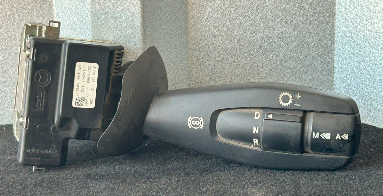 MERCEDES GEAR SHIFT PAPER ACTROS MP4 - Leva del cambio: foto 1 MERCEDES GEAR SHIFT PAPER ACTROS MP4 - Leva del cambio: foto 1