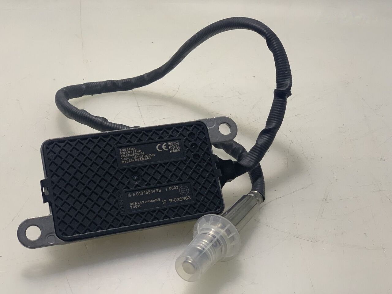 Mercedes-Benz ACTROS A 0101531428 Mercedes-Benz ACTROS truck - Sensor per Camion: foto 4 Mercedes-Benz ACTROS A 0101531428 Mercedes-Benz ACTROS truck - Sensor per Camion: foto 4