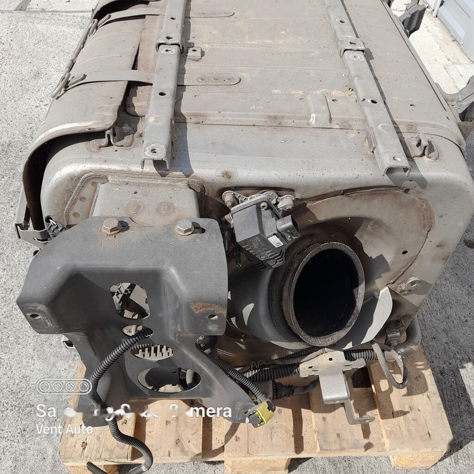 Mercedes-Benz ACTROS MP4 A0084902212 Mercedes-Benz A0084902212 - Convertitore catalitico per Camion: foto 5 Mercedes-Benz ACTROS MP4 A0084902212 Mercedes-Benz A0084902212 - Convertitore catalitico per Camion: foto 5