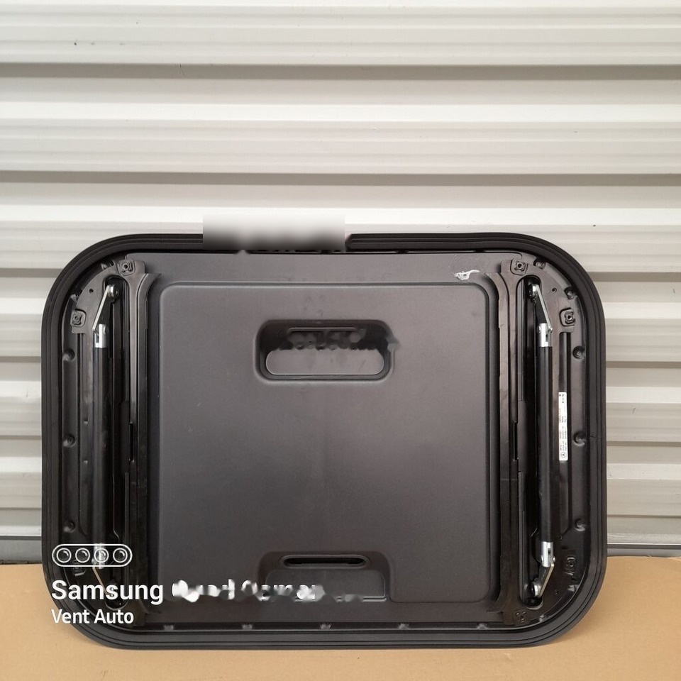 Mercedes-Benz ACTROS MP4/MP5 A9438300442 Mercedes-Benz A9438300442 - Carrozzeria ed esterni per Camion: foto 2 Mercedes-Benz ACTROS MP4/MP5 A9438300442 Mercedes-Benz A9438300442 - Carrozzeria ed esterni per Camion: foto 2