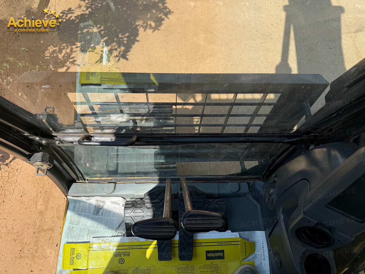 Escavatore CATERPILLAR CAT 329D2L Rebuild 502.7h 158kw 1.54m³ C7.1ATAAC【ACHIEVE】 TOP CONDITION!!!: foto 16 Escavatore CATERPILLAR CAT 329D2L Rebuild 502.7h 158kw 1.54m³ C7.1ATAAC【ACHIEVE】 TOP CONDITION!!!: foto 16