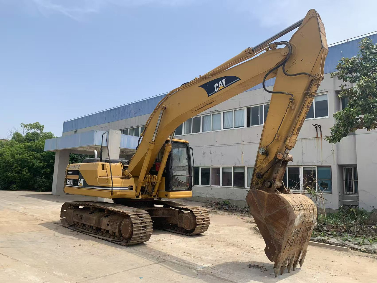 CATERPILLAR 320BL Used Excavator with Original Color - Escavatore cingolato: foto 2 CATERPILLAR 320BL Used Excavator with Original Color - Escavatore cingolato: foto 2