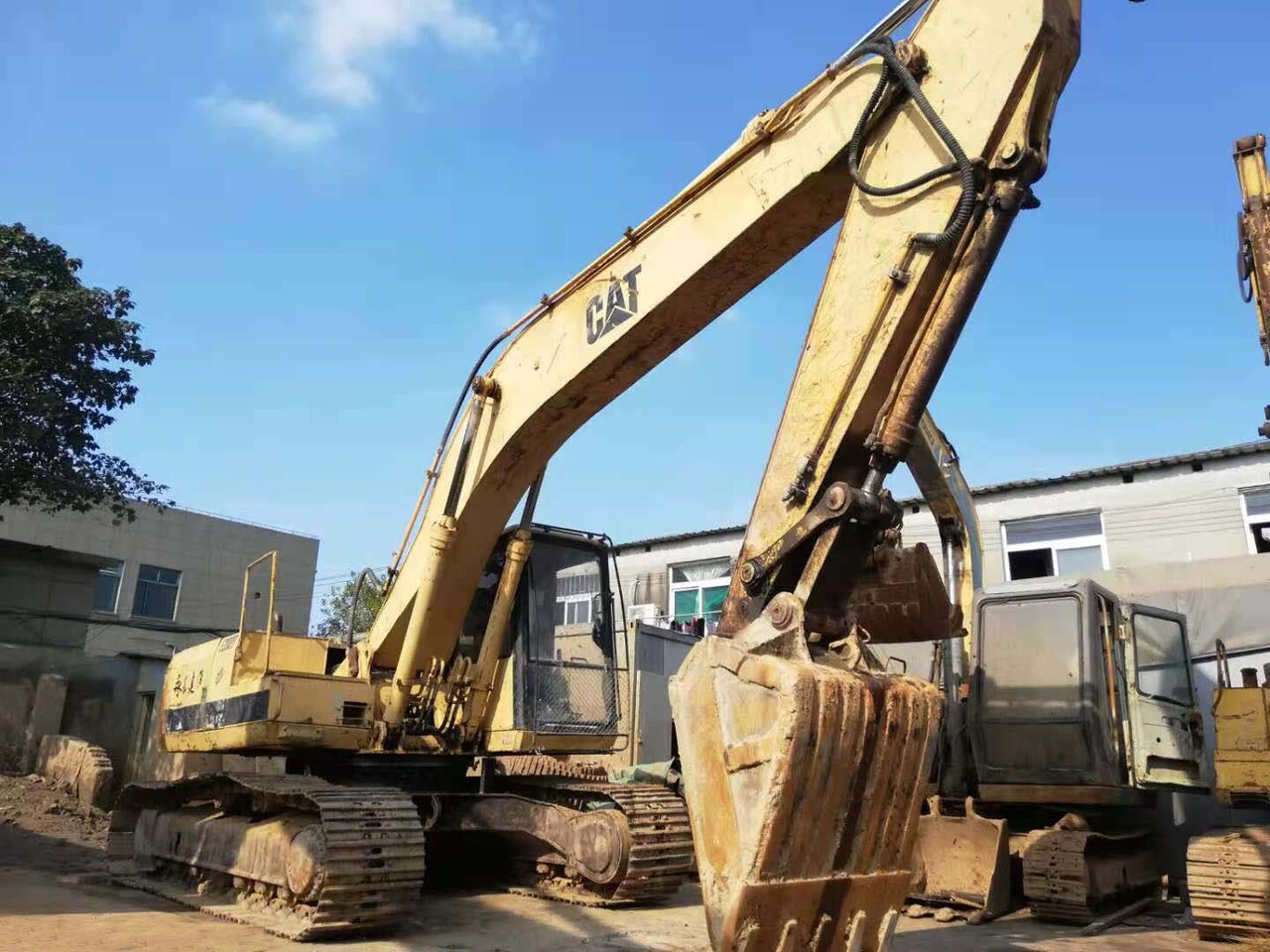 CATERPILLAR E200B excavator original 0.7m³ CAT E200B - Escavatore cingolato: foto 2 CATERPILLAR E200B excavator original 0.7m³ CAT E200B - Escavatore cingolato: foto 2
