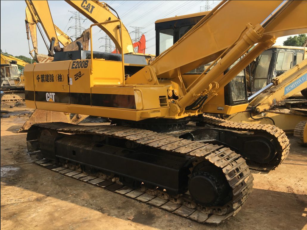 CATERPILLAR excavator reconditioned CAT 0.7 excavator E200B - Escavatore cingolato: foto 5 CATERPILLAR excavator reconditioned CAT 0.7 excavator E200B - Escavatore cingolato: foto 5