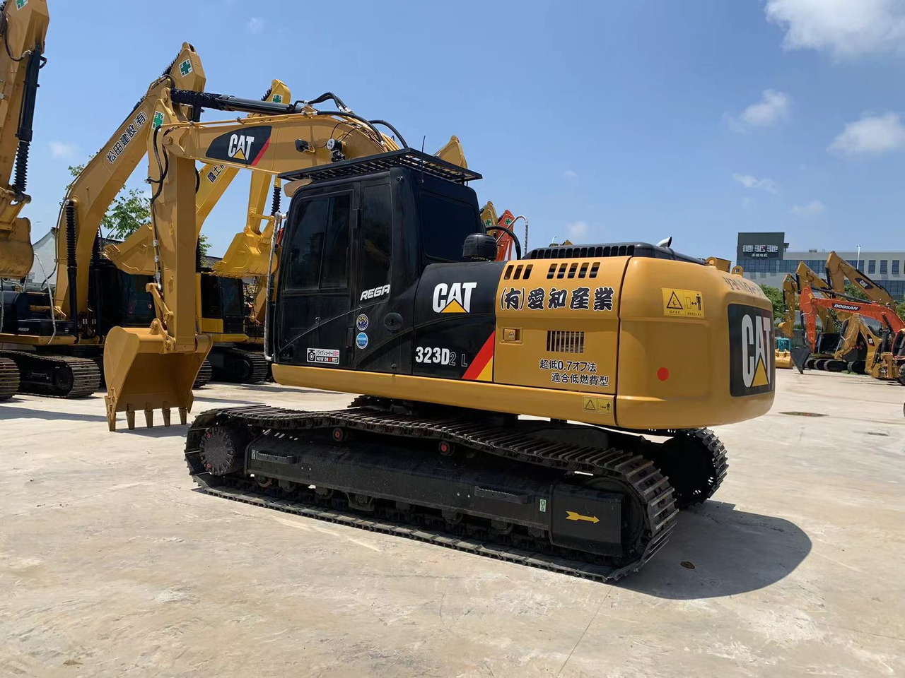 Caterpillar Tracked Excavator CAT 323D, 323D2 for Bolivia - Escavatore cingolato: foto 4 Caterpillar Tracked Excavator CAT 323D, 323D2 for Bolivia - Escavatore cingolato: foto 4