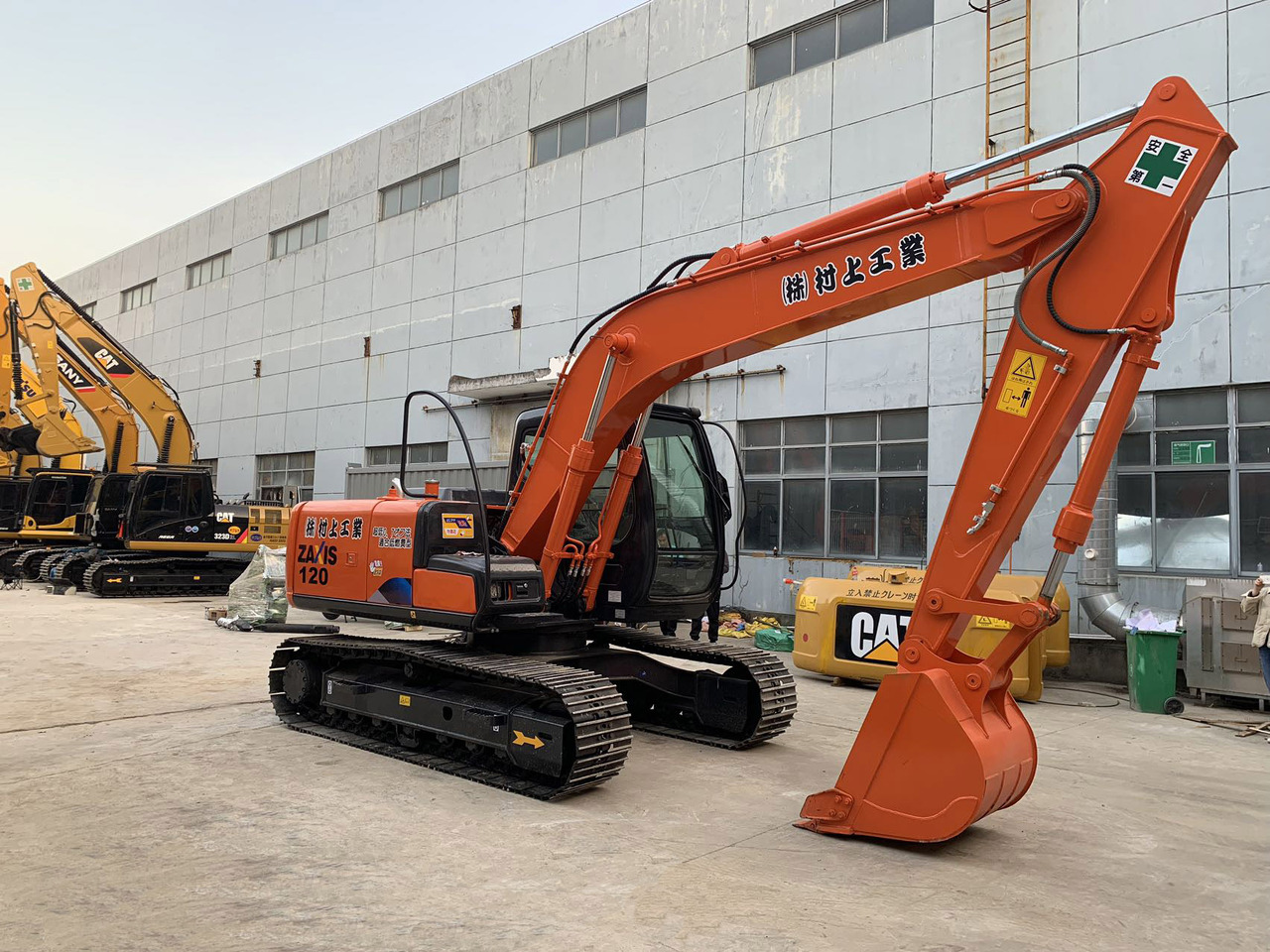 Hitachi ZX120 ZX70 ZX200 Good Price Secondhand Excavator - Escavatore cingolato: foto 4 Hitachi ZX120 ZX70 ZX200 Good Price Secondhand Excavator - Escavatore cingolato: foto 4