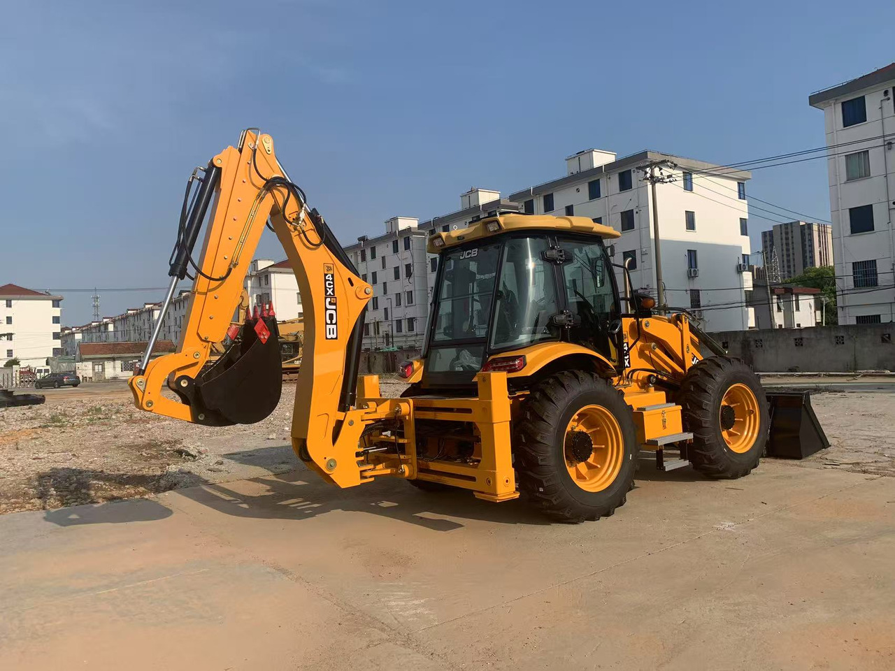 JCB 4x4 Backhoe Loader 4CX, 3CX Brand New Condition - Terna: foto 4 JCB 4x4 Backhoe Loader 4CX, 3CX Brand New Condition - Terna: foto 4