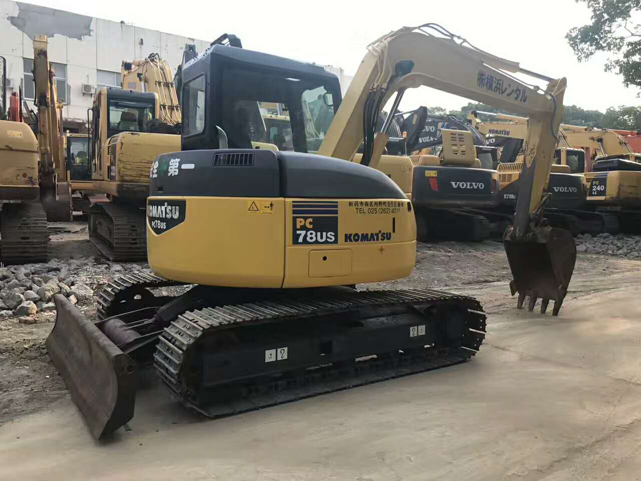 Komatsu Small Excavator PC78US Zero-tail Excavator Made in Japan - Escavatore cingolato: foto 2 Komatsu Small Excavator PC78US Zero-tail Excavator Made in Japan - Escavatore cingolato: foto 2
