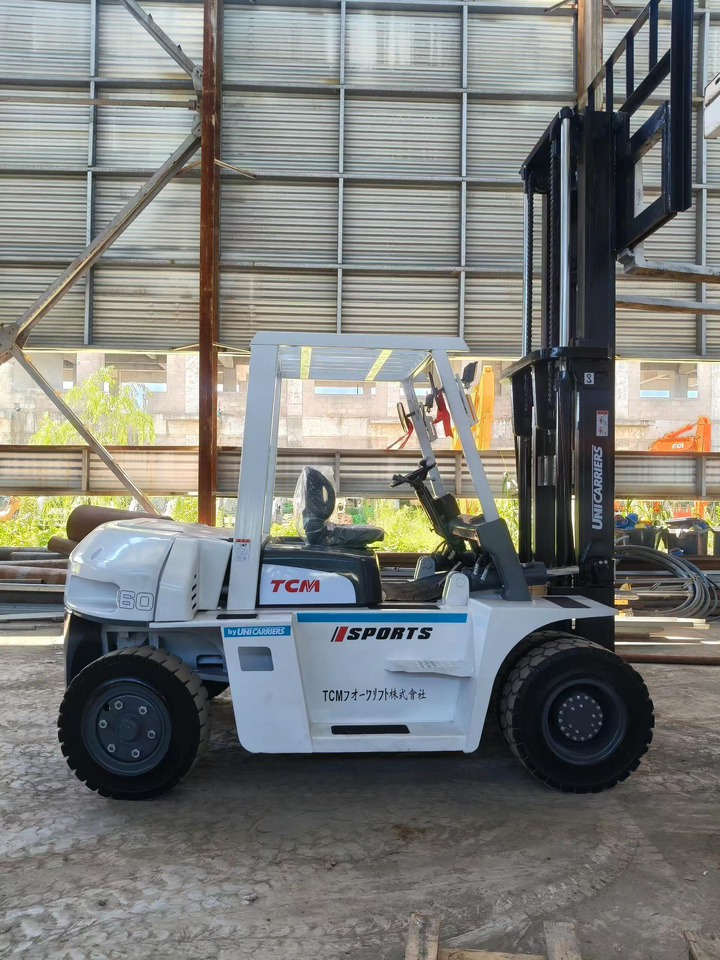 TCM Forklift Truck Secondhand 6 ton Diesel Forklift - Carrello elevatore diesel: foto 1 TCM Forklift Truck Secondhand 6 ton Diesel Forklift - Carrello elevatore diesel: foto 1