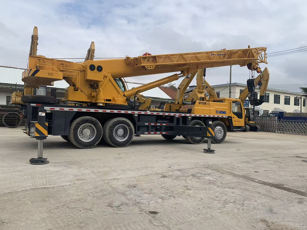 XCMG Truck Crane QY50K, QY65K, QY70K Good Price on Sale - Autogru: foto 3 XCMG Truck Crane QY50K, QY65K, QY70K Good Price on Sale - Autogru: foto 3
