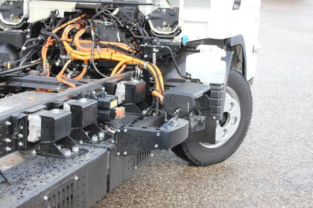 FUSO Canter 4C15E - Autocarro telaio: foto 3 FUSO Canter 4C15E - Autocarro telaio: foto 3
