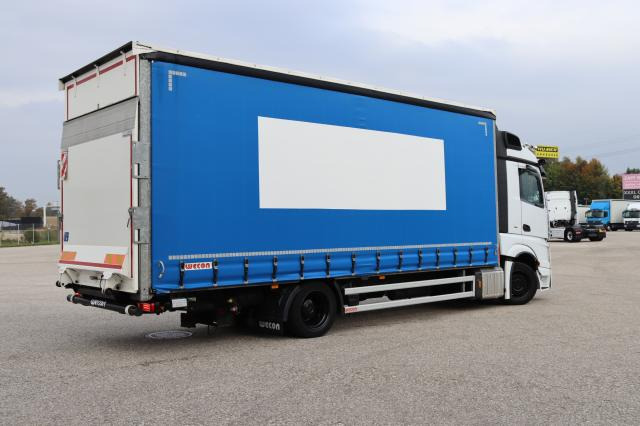 Mercedes-Benz Actros 1833 L nR - Camion centinato: foto 3 Mercedes-Benz Actros 1833 L nR - Camion centinato: foto 3