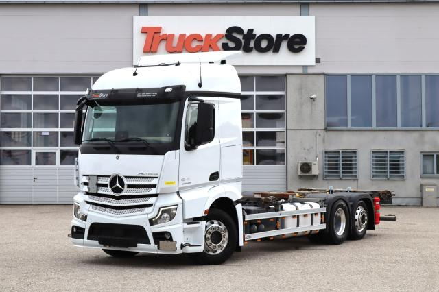 Mercedes-Benz Actros 2546LL MULTIWECHSLER - Autocarro portacontainer/ Caisse interchangeable: foto 1 Mercedes-Benz Actros 2546LL MULTIWECHSLER - Autocarro portacontainer/ Caisse interchangeable: foto 1