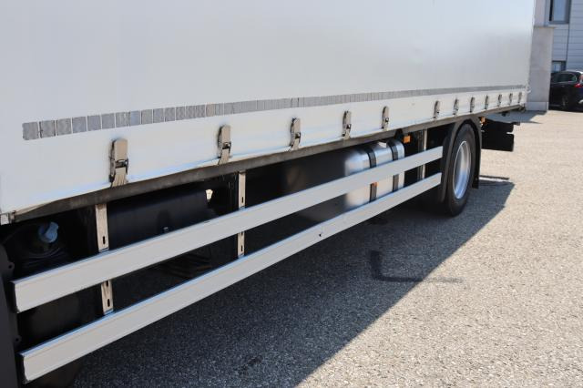 Mercedes-Benz Antos 1836L - Autocarro con pianale/ Cassone fisso: foto 4 Mercedes-Benz Antos 1836L - Autocarro con pianale/ Cassone fisso: foto 4