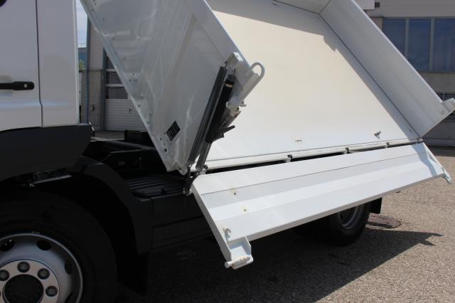 Mercedes-Benz Atego 1324K TOP NUTZLAST - Autocarro ribaltabile: foto 4 Mercedes-Benz Atego 1324K TOP NUTZLAST - Autocarro ribaltabile: foto 4