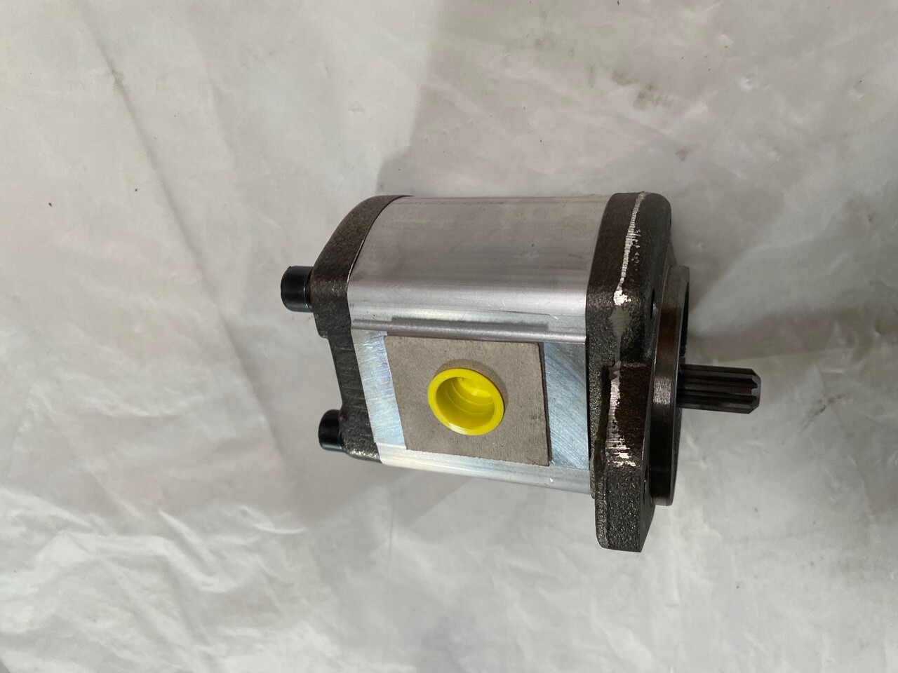 O&K Terex RH200 6050 Zahnradpumpe 3731622 1723947 471-5778 - Ricambi: foto 2 O&K Terex RH200 6050 Zahnradpumpe 3731622 1723947 471-5778 - Ricambi: foto 2