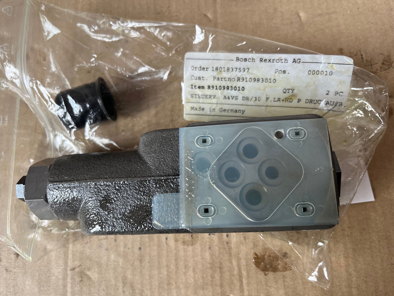 REXROTH Steuerventil A4VS DR/30 R910983010 - Ricambi per Macchina da cantiere: foto 1 REXROTH Steuerventil A4VS DR/30 R910983010 - Ricambi per Macchina da cantiere: foto 1