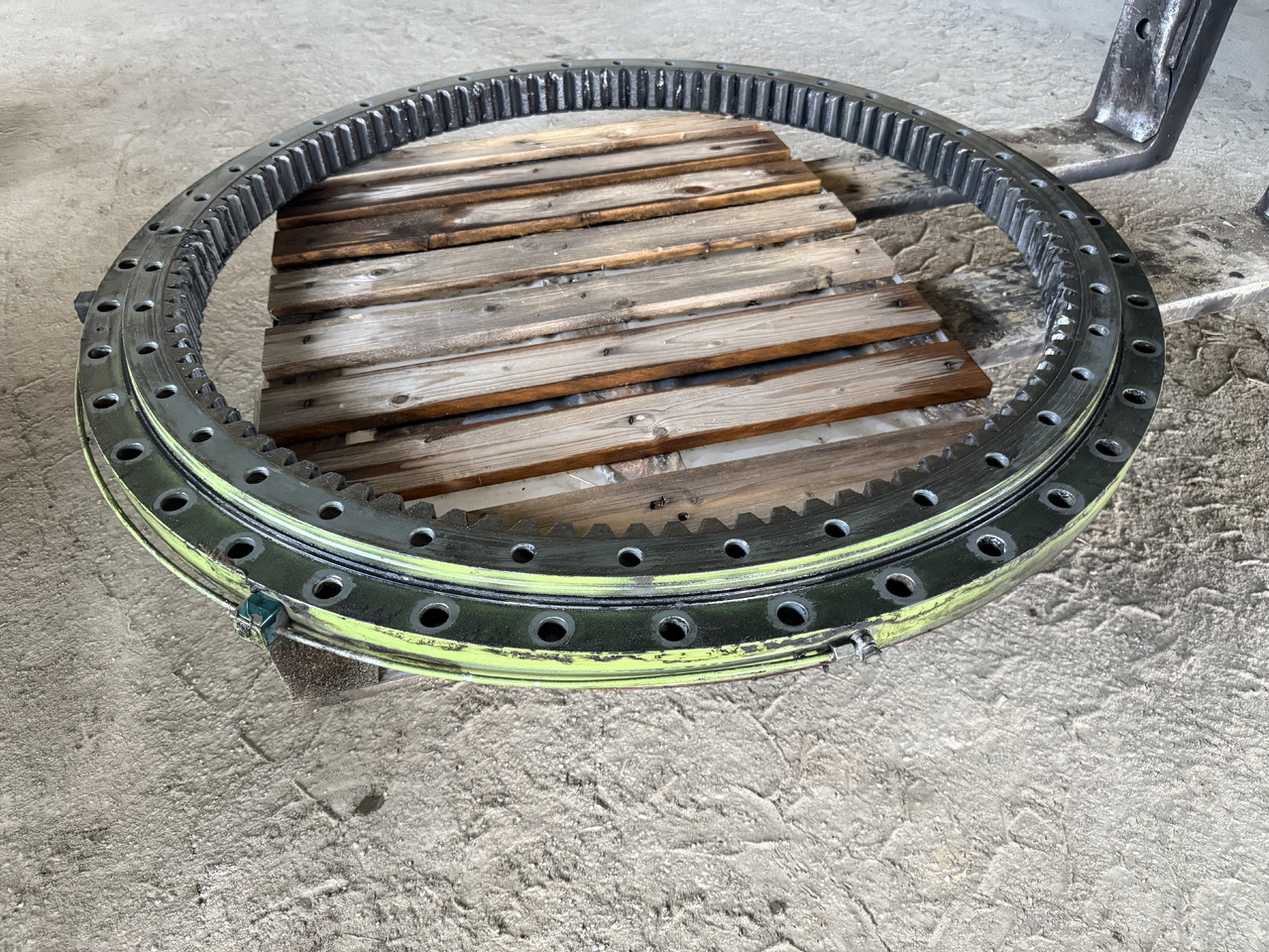 LIEBHERR - Ralla di rotazione per Escavatore: foto 3 LIEBHERR - Ralla di rotazione per Escavatore: foto 3