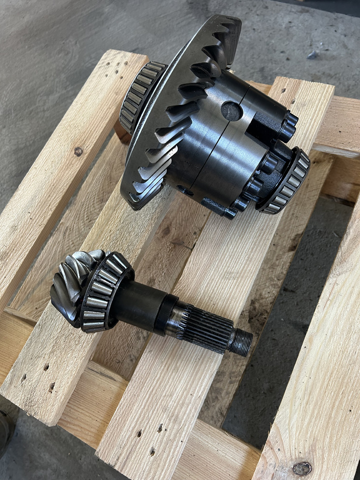 ZF MT-E3050 - Differenziale per Escavatore: foto 3 ZF MT-E3050 - Differenziale per Escavatore: foto 3