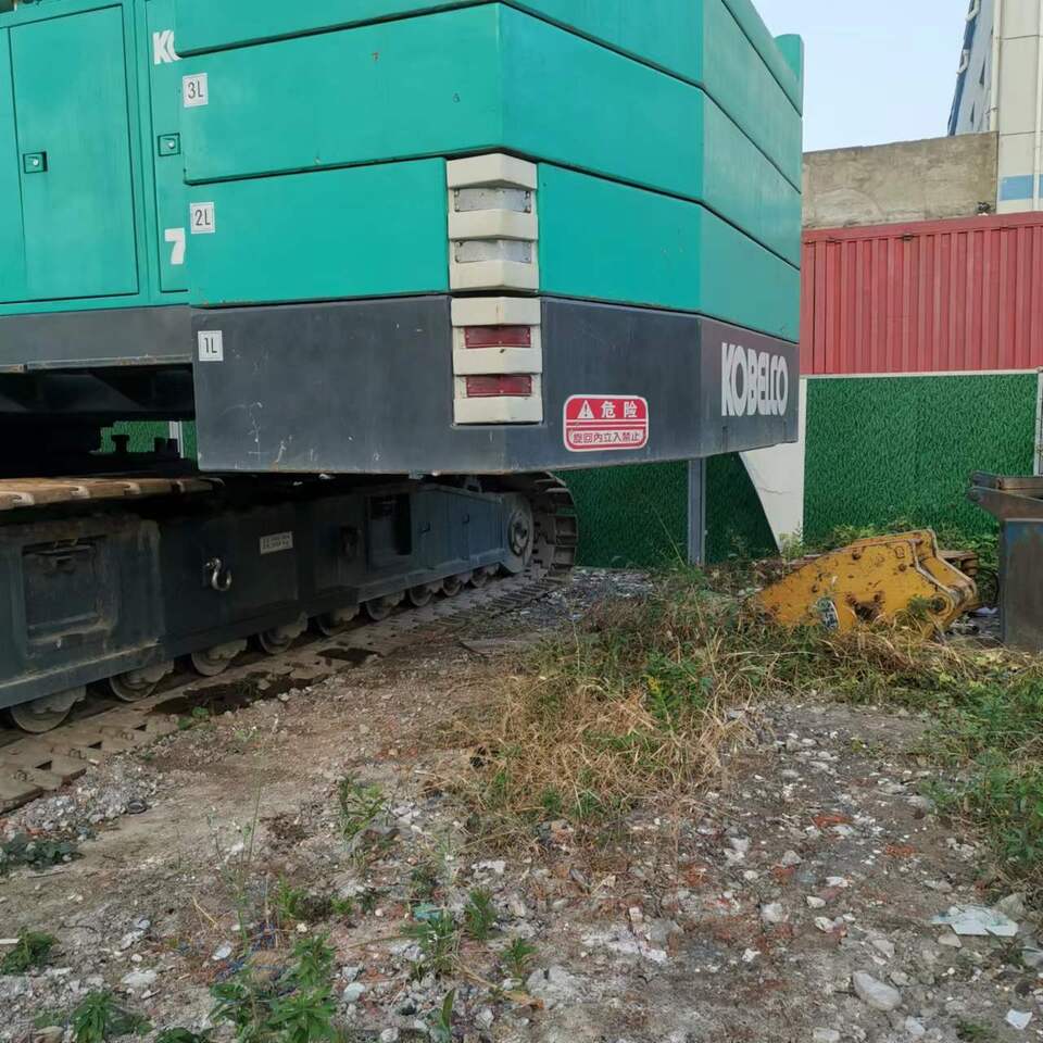 KOBELCO 7150 - Gru cingolata: foto 3 KOBELCO 7150 - Gru cingolata: foto 3