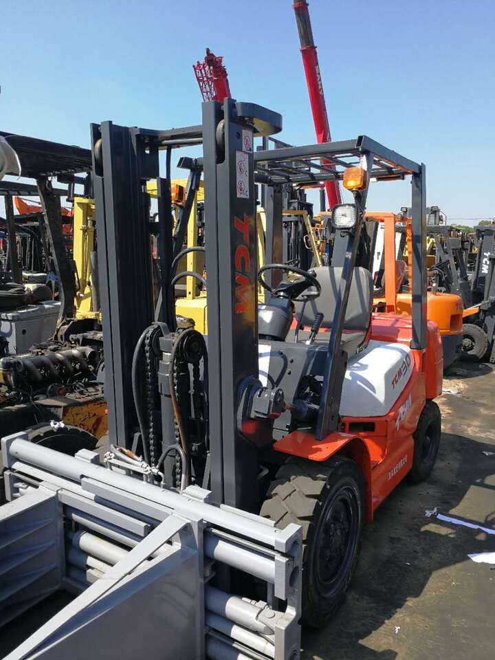 TCM FD30T6 - Carrello elevatore: foto 2 TCM FD30T6 - Carrello elevatore: foto 2