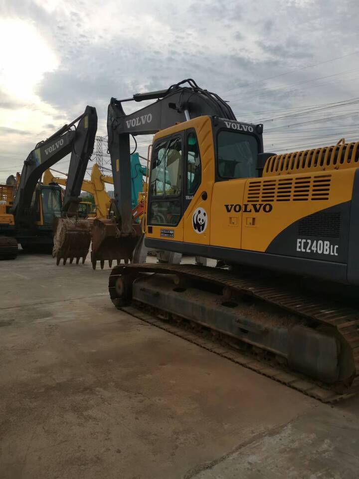 Volvo EC240BLC - Escavatore cingolato: foto 3 Volvo EC240BLC - Escavatore cingolato: foto 3