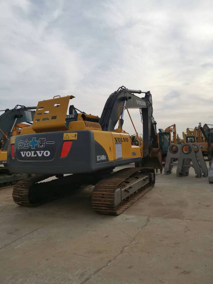 Volvo EC240BLC - Escavatore cingolato: foto 1 Volvo EC240BLC - Escavatore cingolato: foto 1