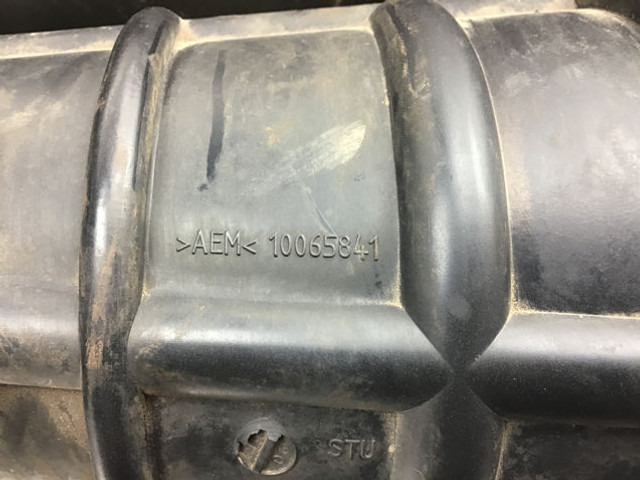 Liebherr Air Filter Hose - Tubi di aspirazione aria: foto 4 Liebherr Air Filter Hose - Tubi di aspirazione aria: foto 4