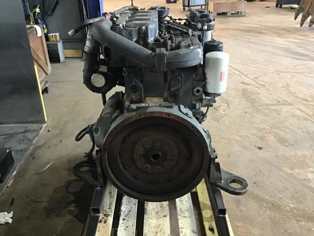 Liebherr D924TE A1 100 KW - Motore: foto 4 Liebherr D924TE A1 100 KW - Motore: foto 4