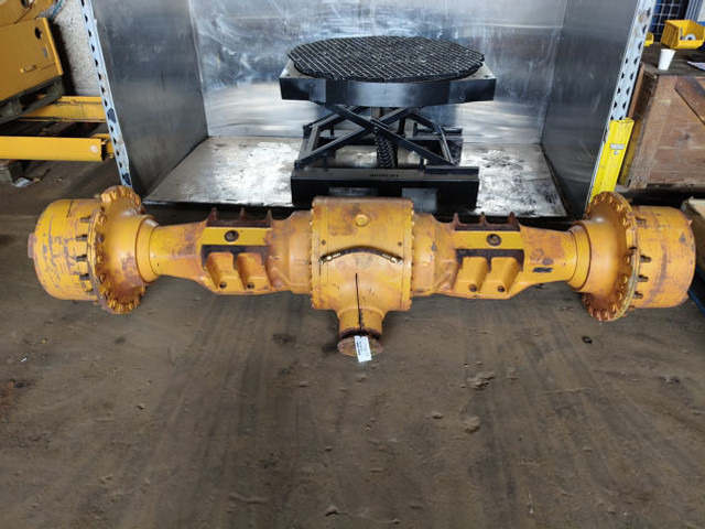 Liebherr Front Axle - Asse anteriore: foto 2 Liebherr Front Axle - Asse anteriore: foto 2