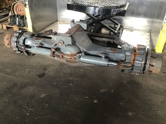 Liebherr Front Axle - Asse anteriore: foto 1 Liebherr Front Axle - Asse anteriore: foto 1