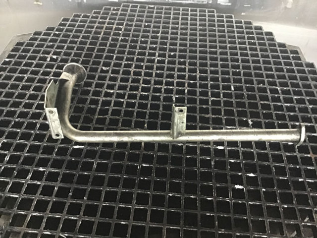 Liebherr Oil Suction Pipe - Motore e ricambi: foto 2 Liebherr Oil Suction Pipe - Motore e ricambi: foto 2