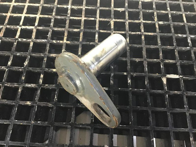 Motore e ricambi Liebherr Pin 50x135x120: foto 10 Motore e ricambi Liebherr Pin 50x135x120: foto 10