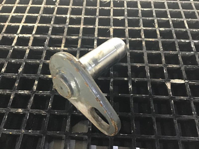 Motore e ricambi Liebherr Pin 50x135x120: foto 9 Motore e ricambi Liebherr Pin 50x135x120: foto 9