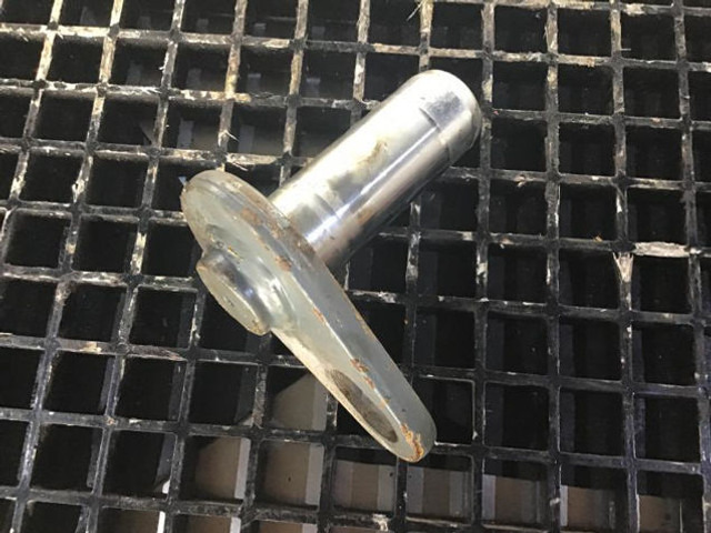 Motore e ricambi Liebherr Pin 50x135x120: foto 12 Motore e ricambi Liebherr Pin 50x135x120: foto 12