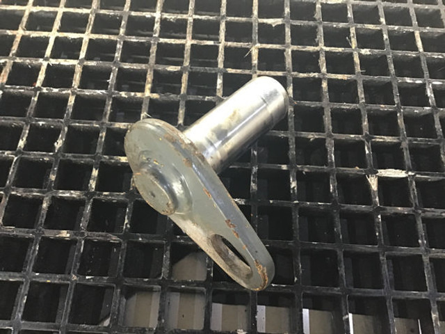 Motore e ricambi Liebherr Pin 50x135x120: foto 6 Motore e ricambi Liebherr Pin 50x135x120: foto 6