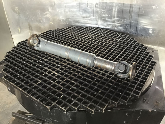 Liebherr Propellor Shaft - Semiasse: foto 5 Liebherr Propellor Shaft - Semiasse: foto 5