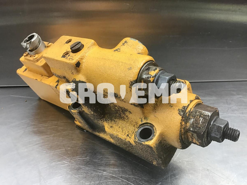 Liebherr R902 Li / R912 LC - Valvola: foto 1 Liebherr R902 Li / R912 LC - Valvola: foto 1