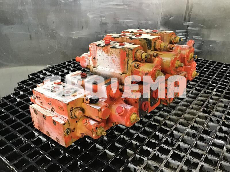 Liebherr R914 EW ,R914HDS ,R914HDSL ,R914STD - Idraulica: foto 2 Liebherr R914 EW ,R914HDS ,R914HDSL ,R914STD - Idraulica: foto 2