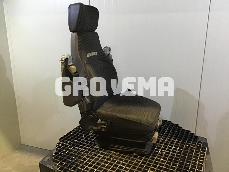 Liebherr R914STD / R914HDSL / R914B - Sedile: foto 2 Liebherr R914STD / R914HDSL / R914B - Sedile: foto 2