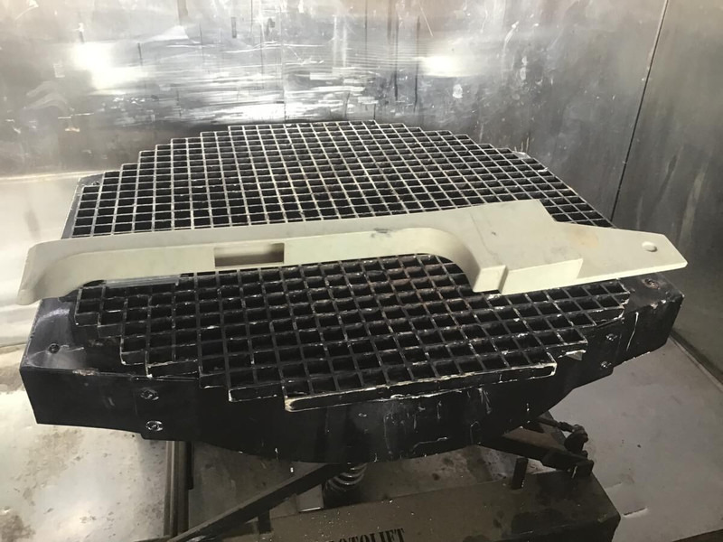 Liebherr R914STD / R914HDSL / R914B / R914 EW / R904 / R924 B / R934 / R934B / R954B / R964B / R974B / R974 - Tubi di aspirazione aria: foto 2 Liebherr R914STD / R914HDSL / R914B / R914 EW / R904 / R924 B / R934 / R934B / R954B / R964B / R974B / R974 - Tubi di aspirazione aria: foto 2