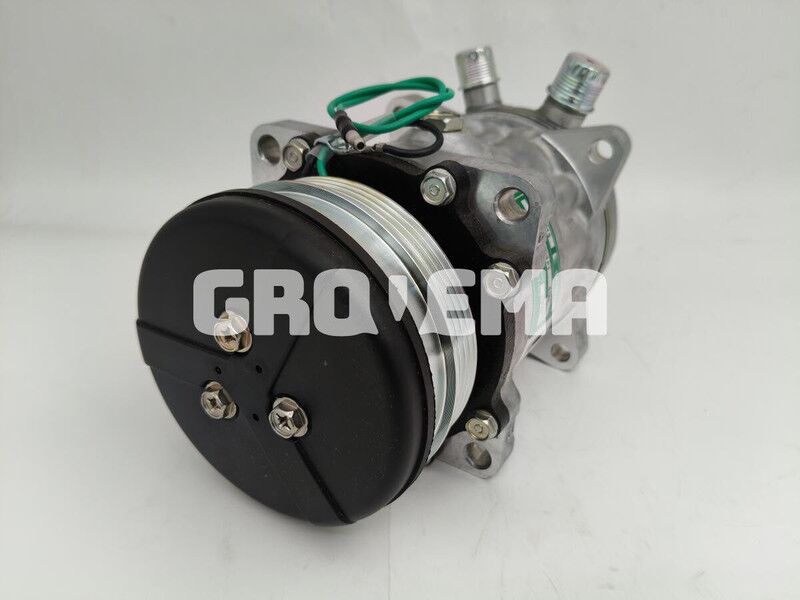 Liebherr R922 / R926 COMP / R926 K-LC / R922 Li - Compressore A/C: foto 2 Liebherr R922 / R926 COMP / R926 K-LC / R922 Li - Compressore A/C: foto 2