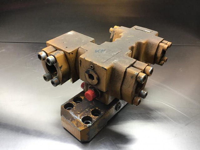 Liebherr Safety Valve - Idraulica: foto 4 Liebherr Safety Valve - Idraulica: foto 4